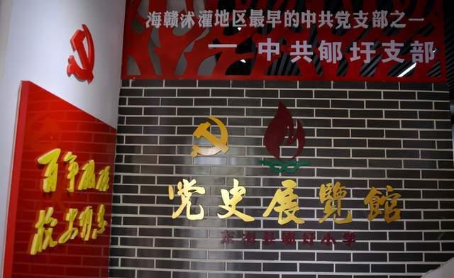 老婆发微信说晚上吃海鲜饭，我午餐都省了没吃，看到饭后我无语了